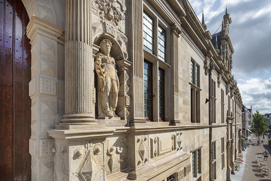 Stadhuis Leiden TAK architecten rijksmonument restauratie renovatie bestuursgebouw gemeente leiden